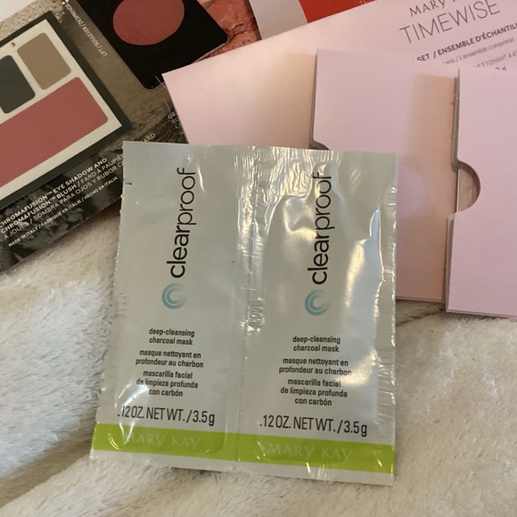 Mary Kay Sample Sets - Picture 6 of 6